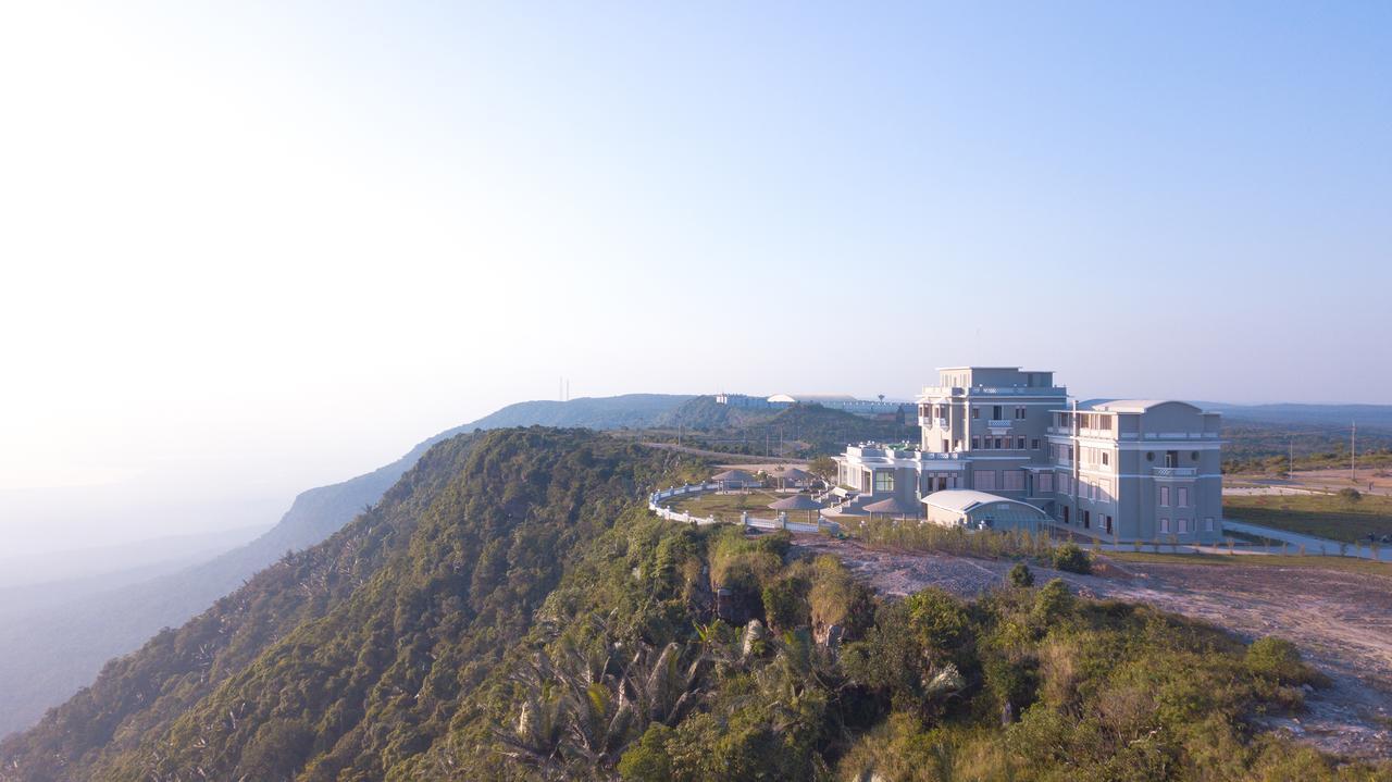 Le Bokor Palace Kampot Εξωτερικό φωτογραφία